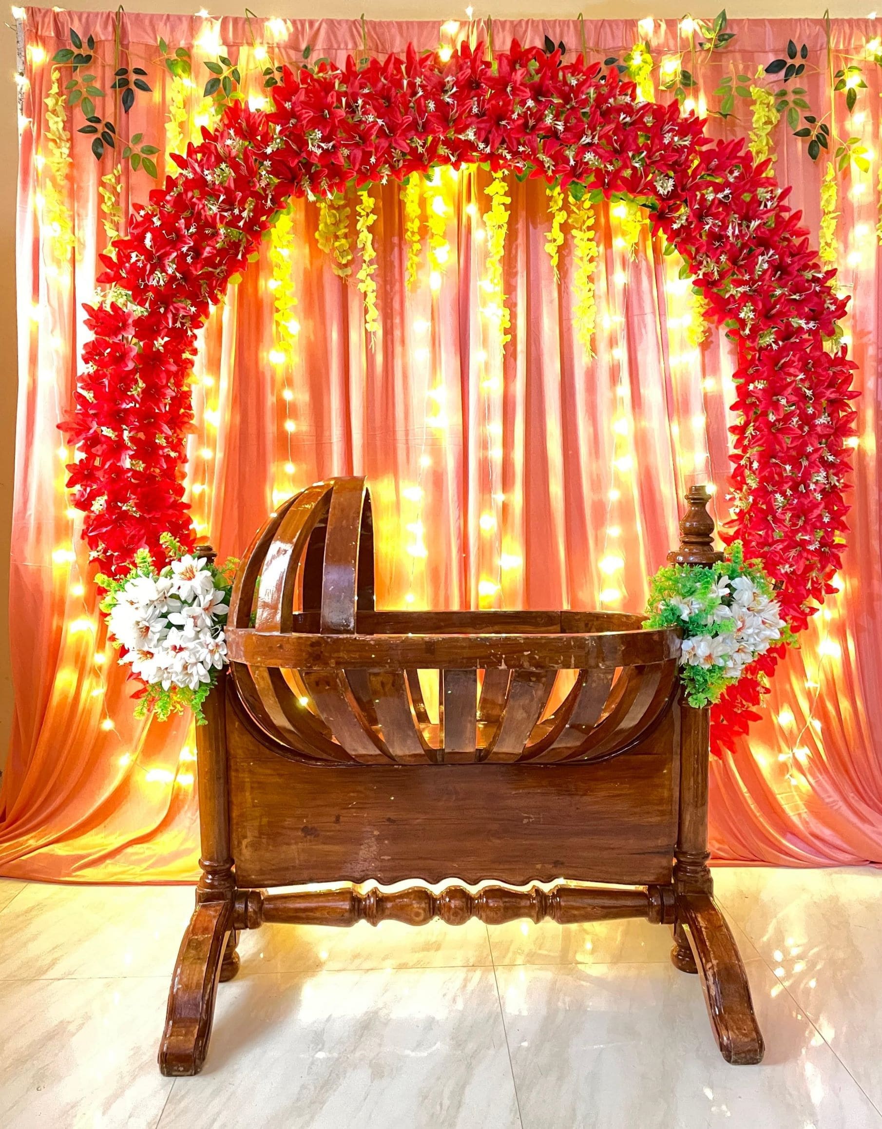 Crown with ring Backdrop decoration Rental